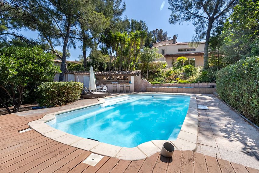 Image Piscine à  maison individuelle de Hyères