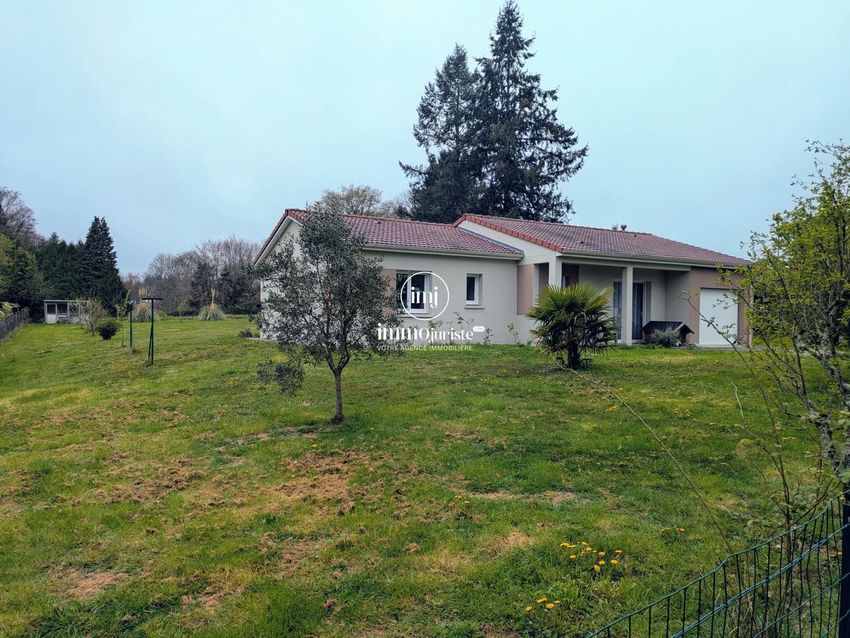 Image Façade à  maison individuelle de Thouron