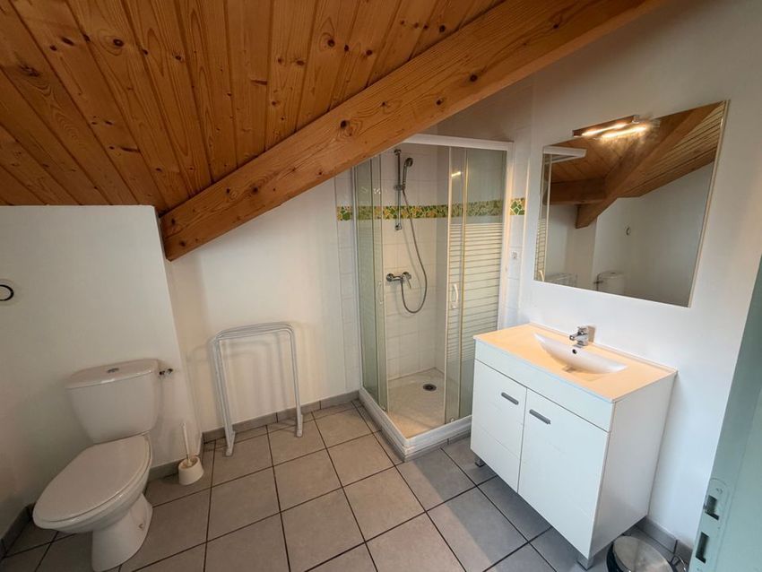 Image Salle de bains à appartement de Capvern