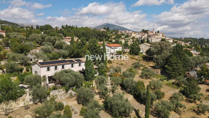 Image de  maison individuelle à Châteauneuf-Grasse