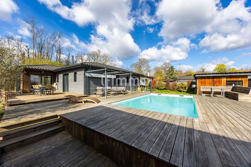 Image Piscine à  maison individuelle de Cabanac-et-Villagrains
