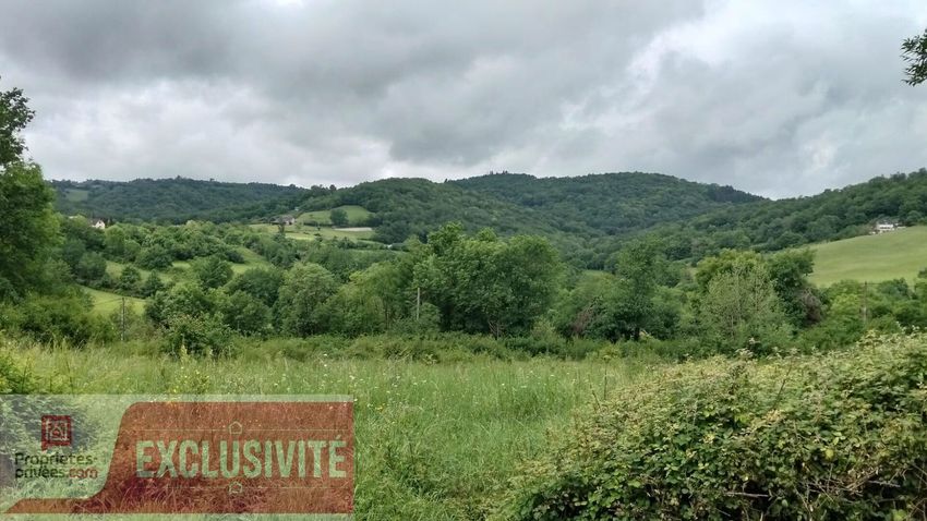 Image Vue à terrain de Lanteuil