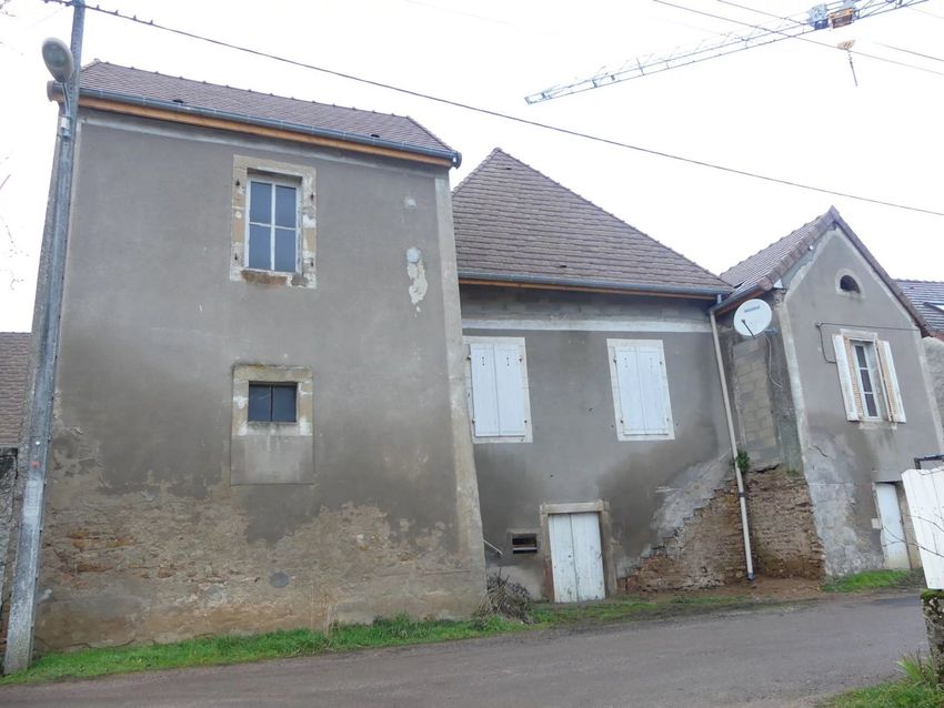 Image Façade à  maison de village de Couches