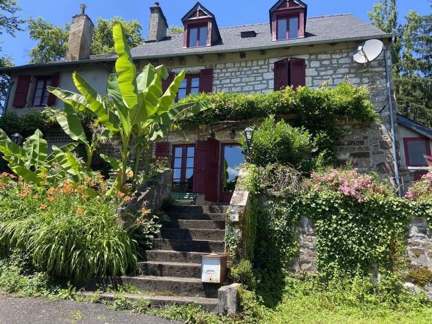 Image Façade à  maison individuelle de Saint-Bonnet-la-Rivière