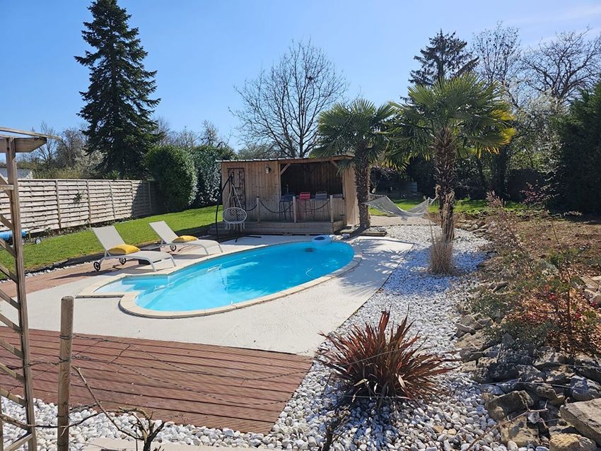 Image Piscine à  maison individuelle de Étevaux