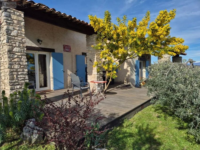 Image Façade à  maison individuelle de Forcalquier