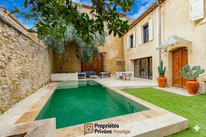 Image Piscine à  maison de maître de Armissan