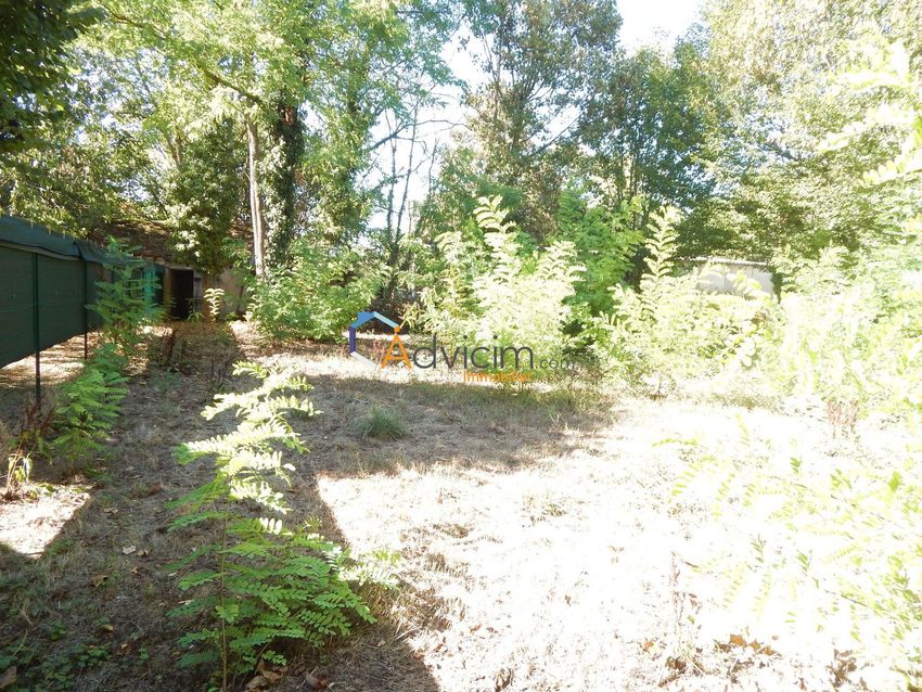 Image de terrain à Villemandeur