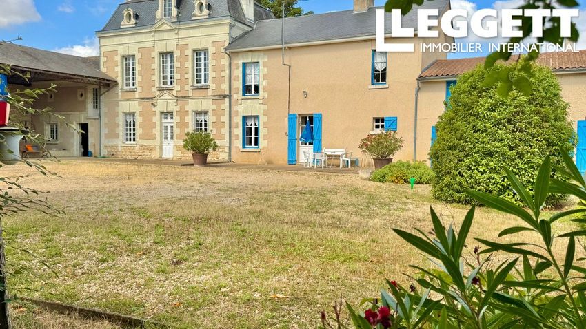 Image Façade à  propriété agricole de Angliers