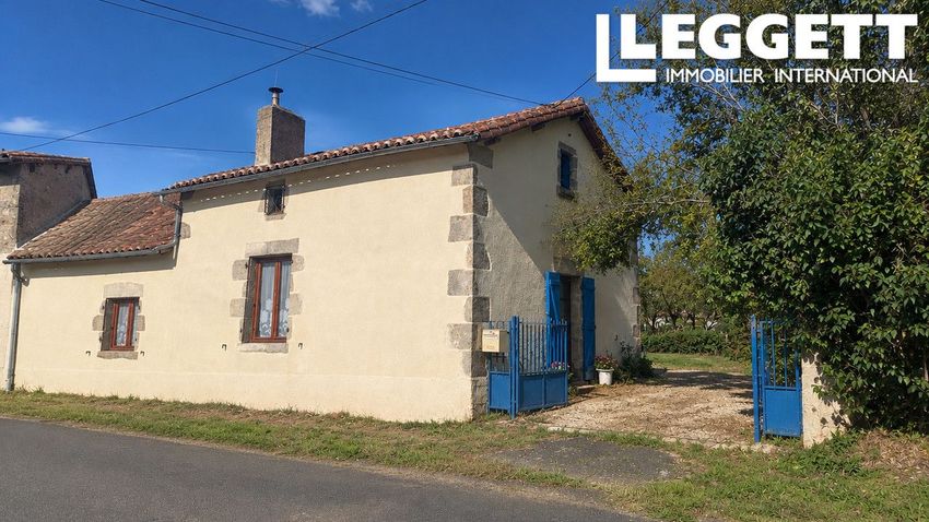 Image Façade à  maison individuelle de Ménigoute