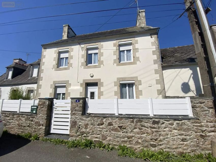 Image Façade à  maison individuelle de Lanmeur