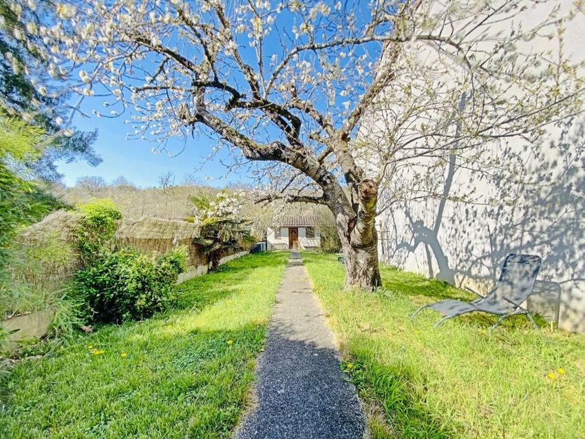 Image Jardin à  maison de village de Venerque