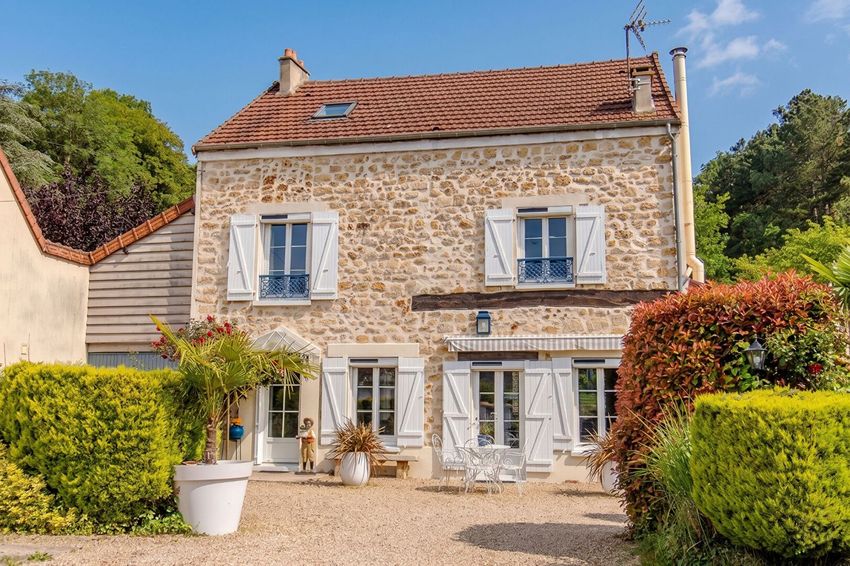 Image Façade à  maison individuelle de Oinville-sur-Montcient