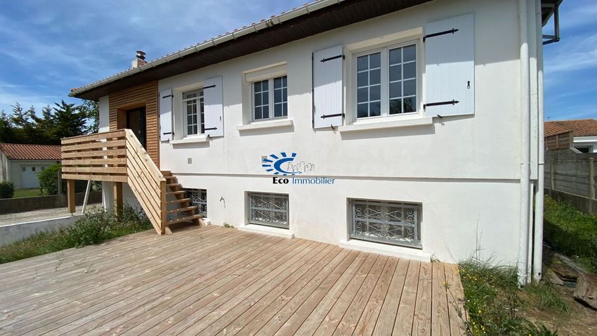 Image Façade à  maison individuelle de Angoulins