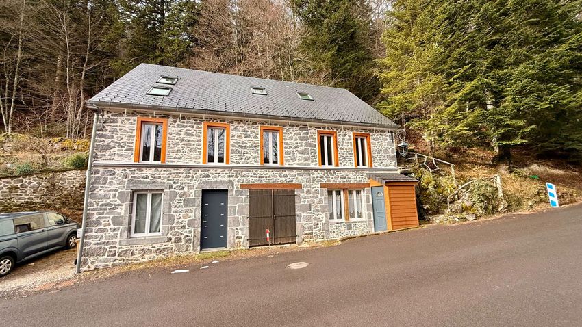 Image Façade à  maison individuelle de Mont-Dore