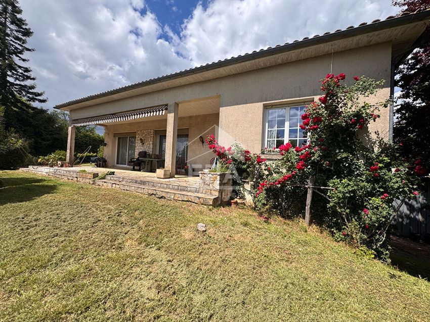 Image Façade à  maison individuelle de Chevanceaux