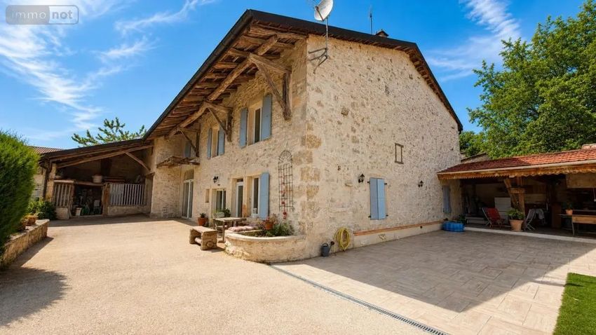 Image Façade à  maison individuelle de Ceignes
