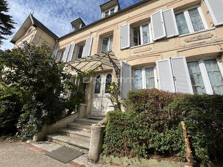Image Façade à  maison mitoyenne de Notre-Dame-de-Bondeville