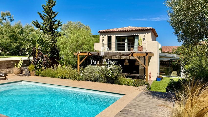 Image Piscine à  villa de Saint-Tropez