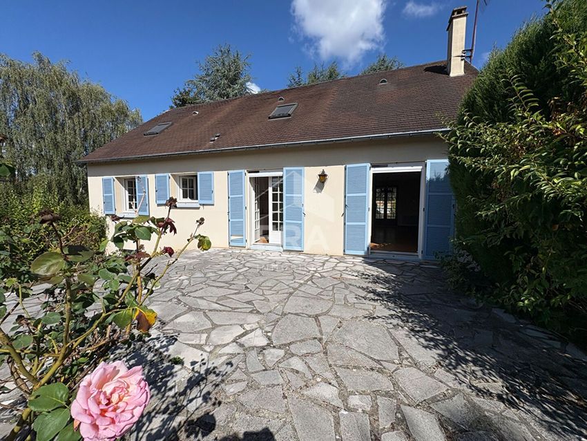 Image Façade à  maison individuelle de Rémalard en Perche