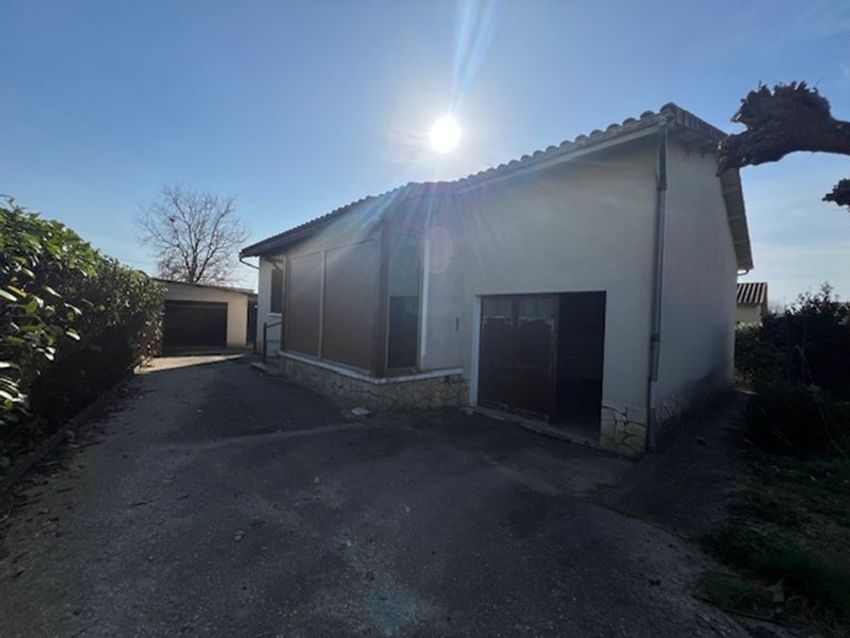 Image Façade à  maison individuelle de Lavardac