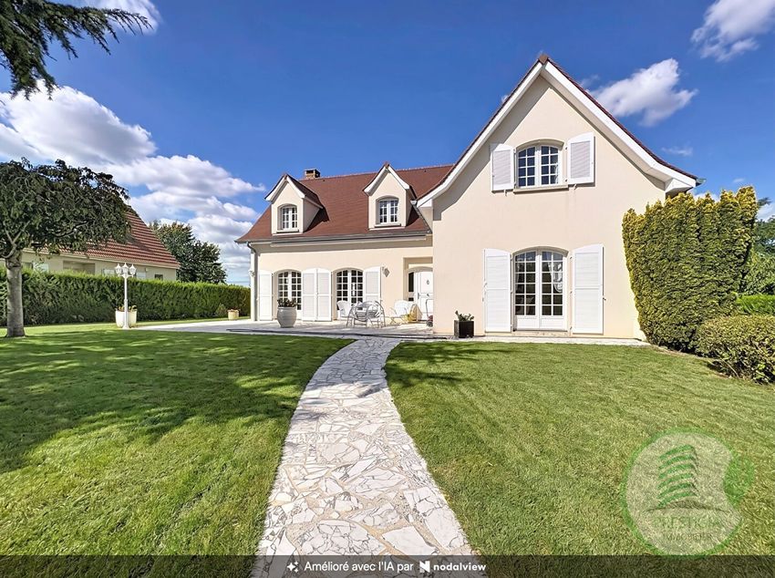 Image Façade à  maison individuelle de Champigny