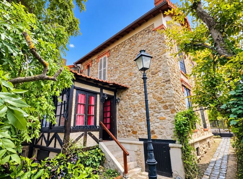 Image Façade à  maison individuelle de Mennecy