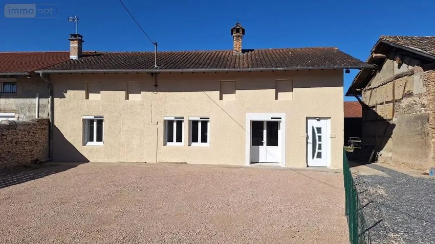Image Façade à  maison individuelle de Boz