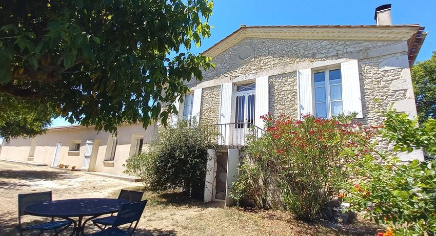 Image Façade à  maison individuelle de Bégadan