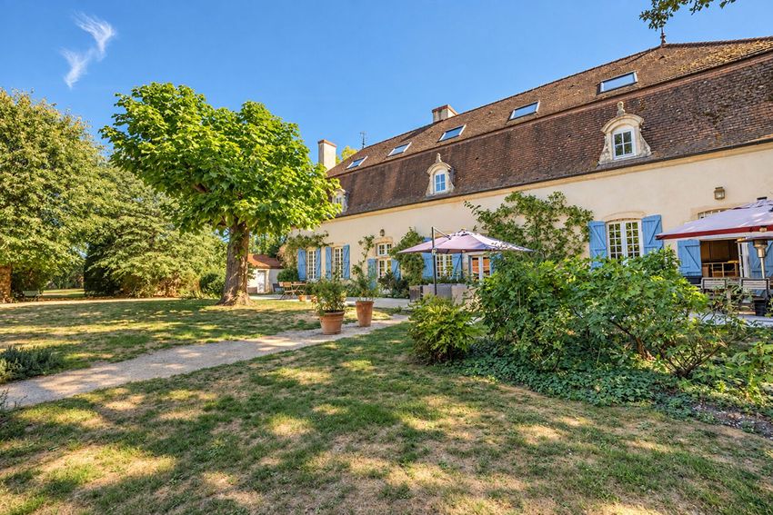 Image Façade à  manoir de Ruffey-lès-Beaune