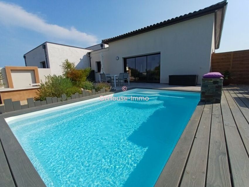 Image Piscine à  villa de Saint-Thibéry