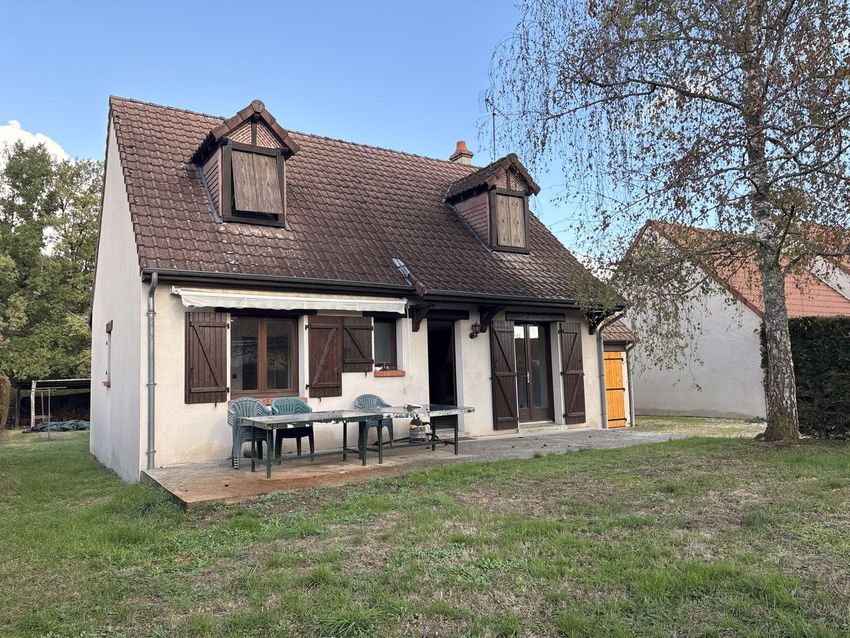 Image Façade à  maison individuelle de La Ferté-Imbault