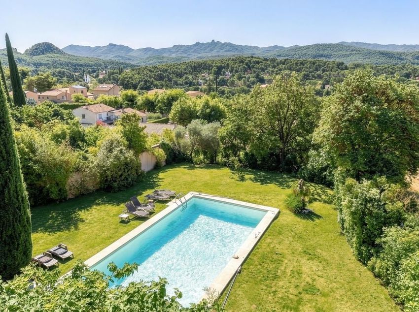 Image Piscine à  maison individuelle de Bouc-Bel-Air