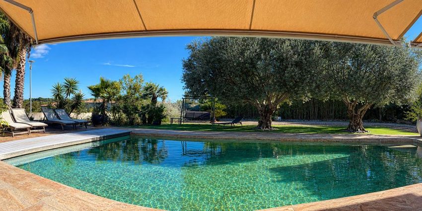 Image Piscine à  maison individuelle de Mèze
