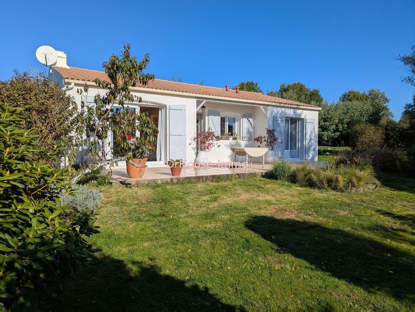 Image Façade à  villa de L'Île-d'Olonne