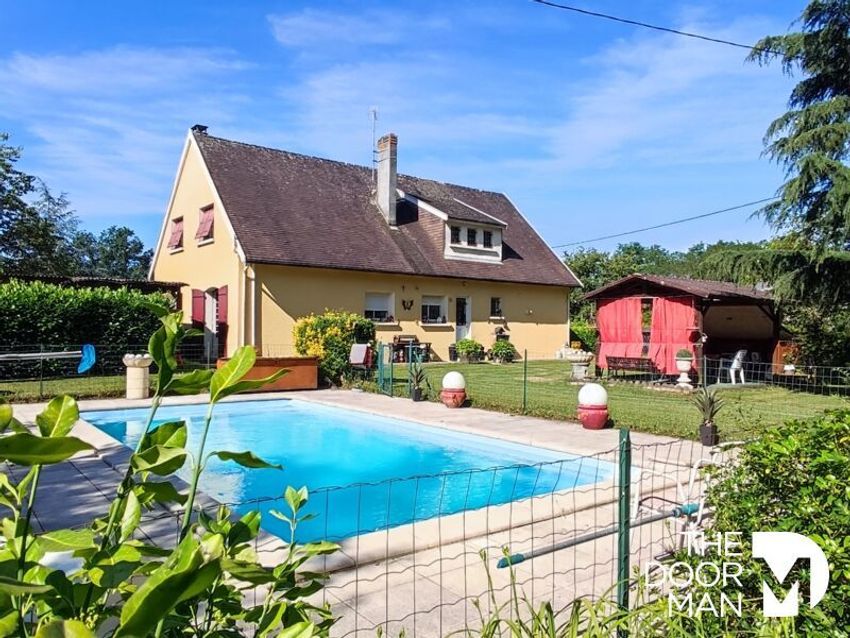 Image Piscine à  maison individuelle de Sans numéro Route de Périgueux