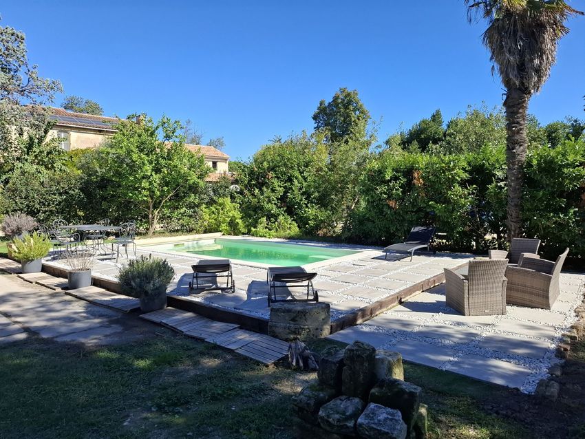 Image Piscine à  propriété agricole de Arles