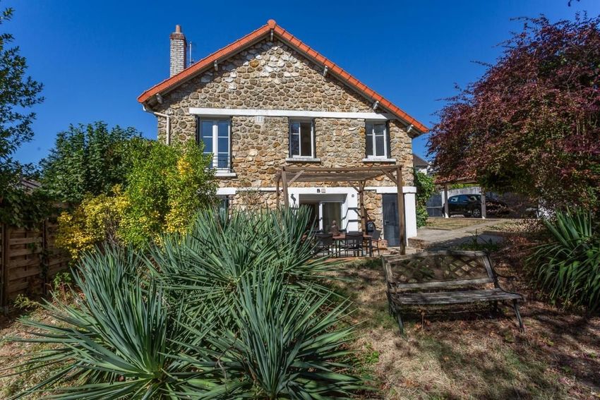 Image Façade à  maison individuelle de Montgeron
