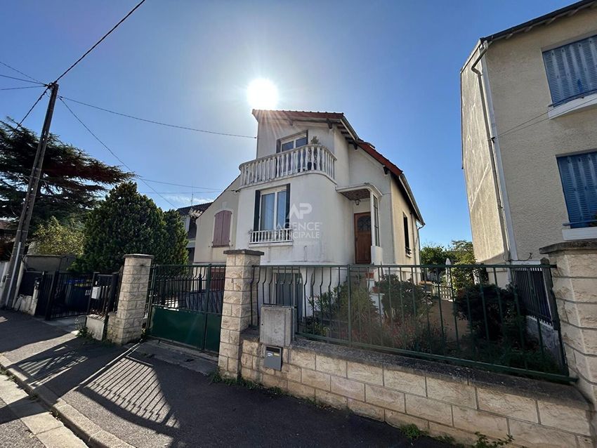 Image Façade à  maison individuelle de Poissy
