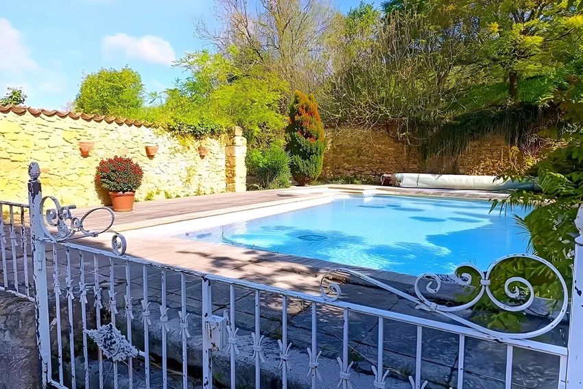Image Piscine à  maison individuelle de Lautrec