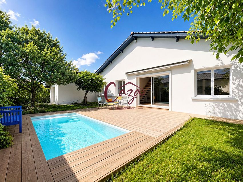 Image Piscine à  maison individuelle de Carignan-de-Bordeaux