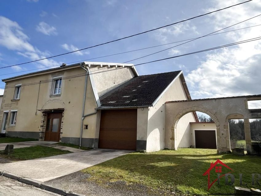 Image Façade à  propriété agricole de Saponcourt