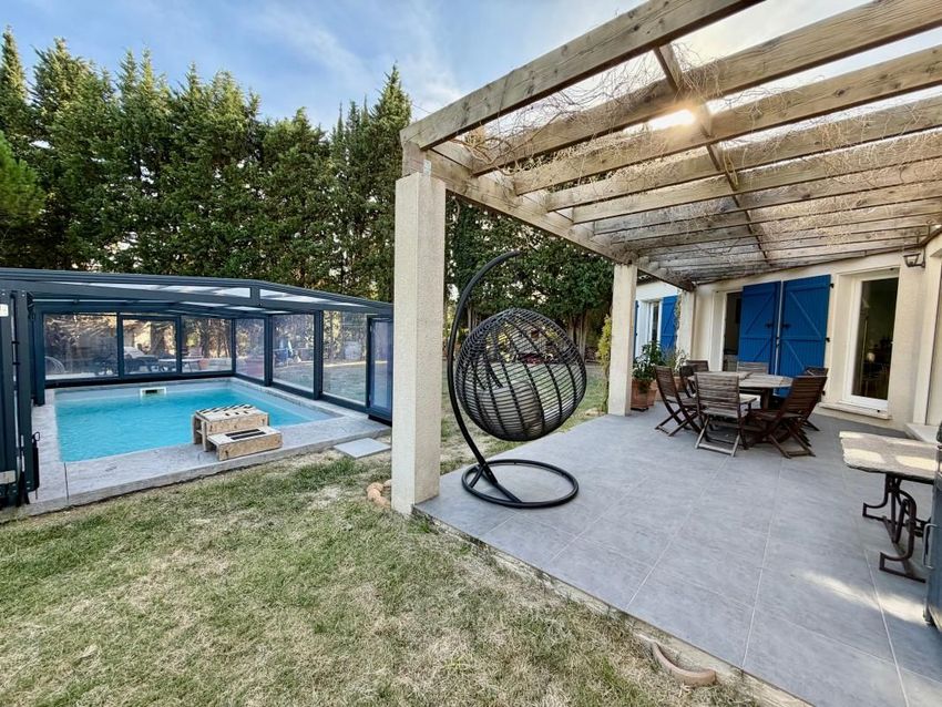 Image Piscine à  maison individuelle de Fendeille