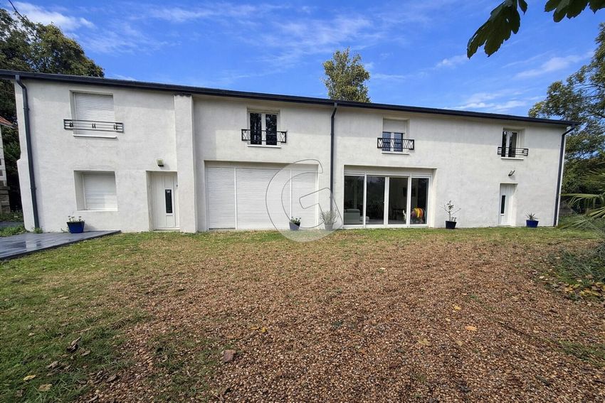 Image Façade à  maison individuelle de Nalliers