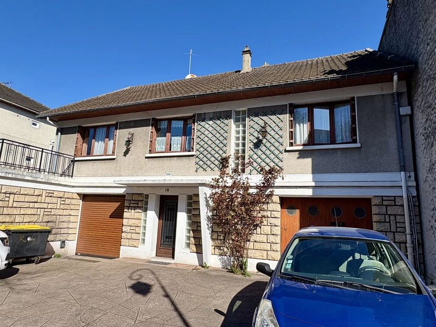 Image Façade à  maison individuelle de Le Plessis-Trévise