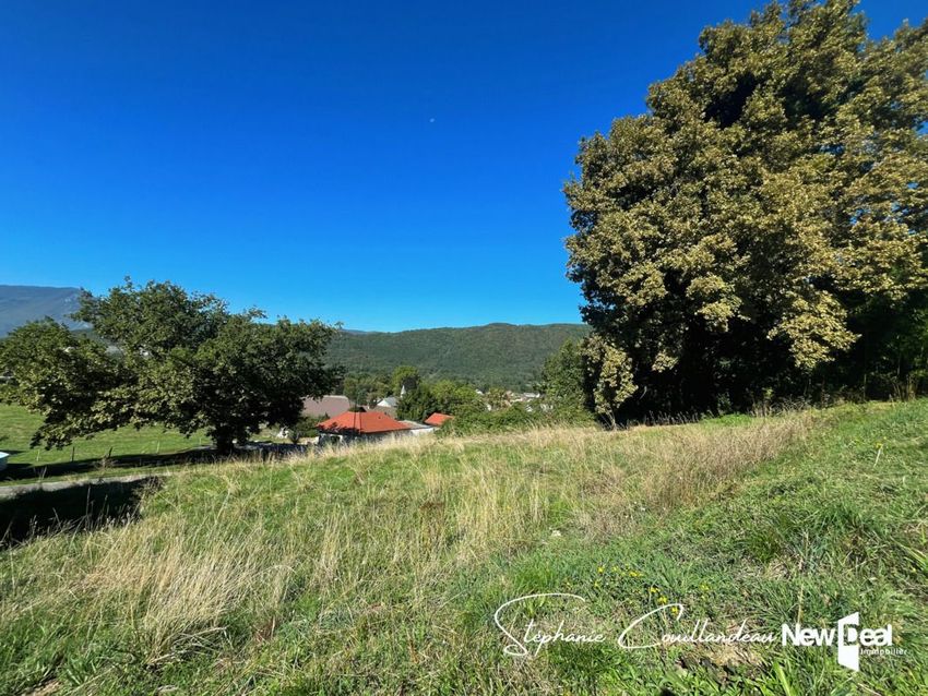 Image de terrain à Grésy-sur-Aix