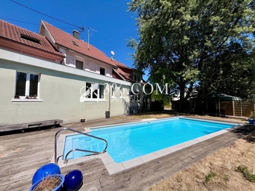 Image Piscine à  maison individuelle de Cernay