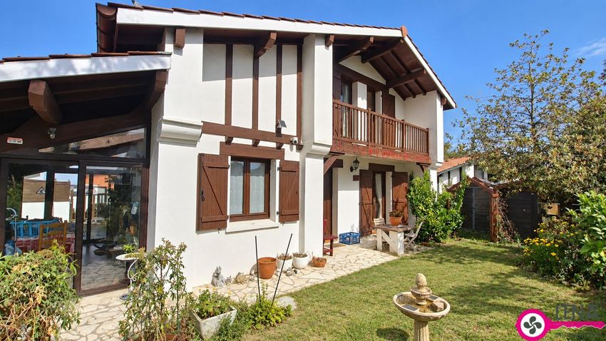 Image Façade à  maison individuelle de Hendaye