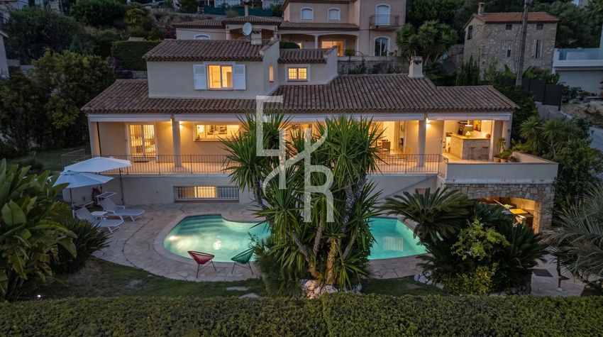Image Piscine à  maison individuelle de Mougins
