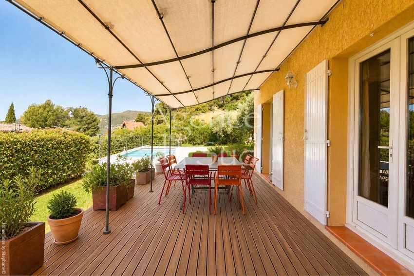 Image Terrasse à  maison individuelle de Saint-Zacharie